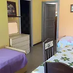 Nina *