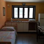Casa de hóspedes Nina Trecastagni
